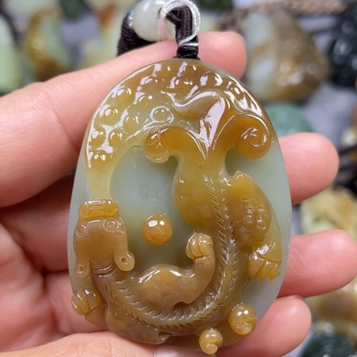 和田玉未镶嵌挂件