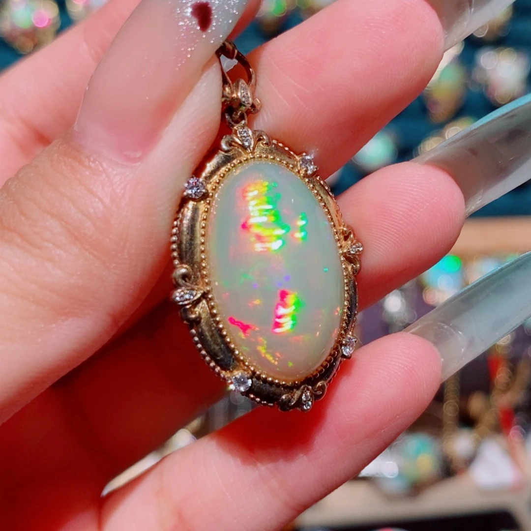 银S925镶嵌欧泊吊坠