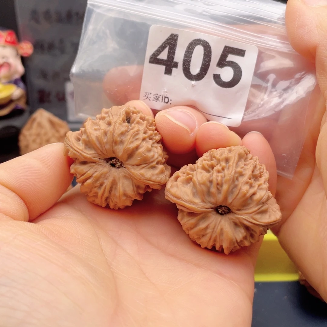 文玩核桃把件南疆凹底38