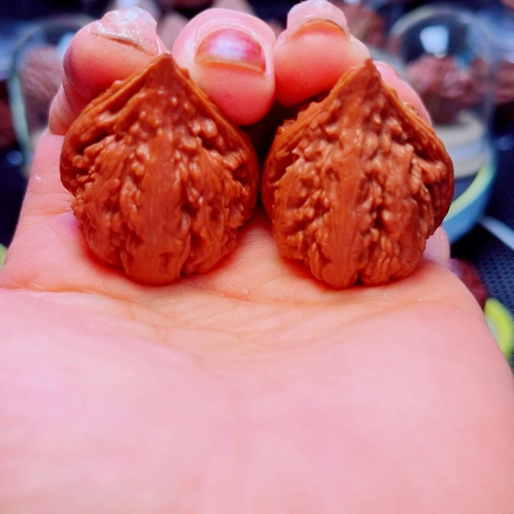 文玩核桃把件8号车