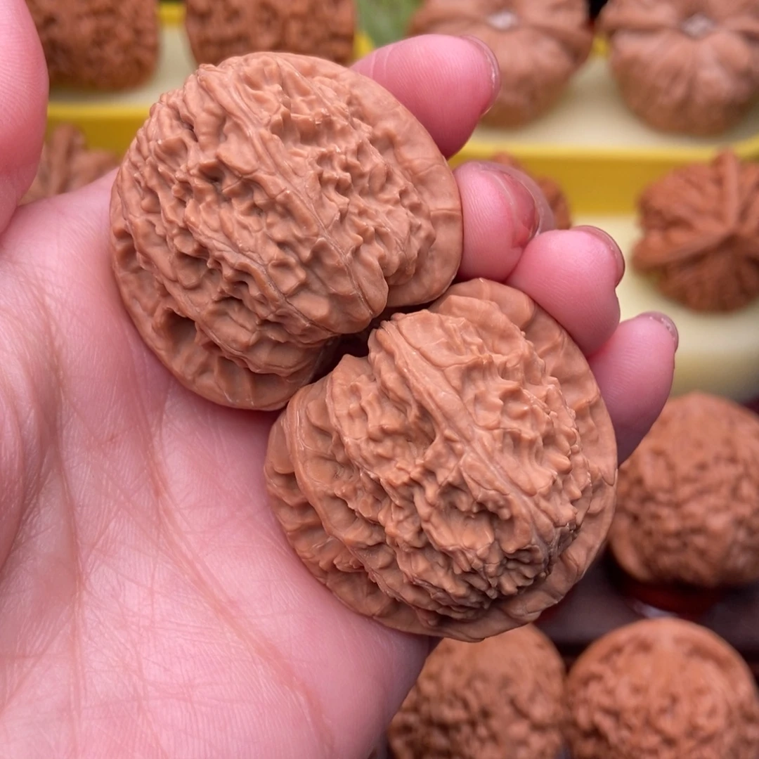 赛***材把件文玩核桃精品白狮子头39