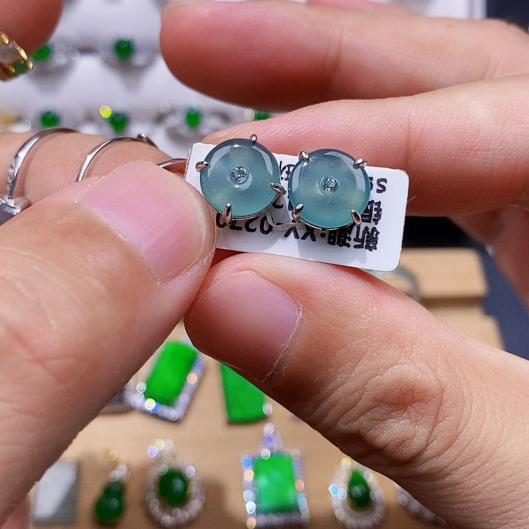 银S925镶嵌翡翠耳饰w w