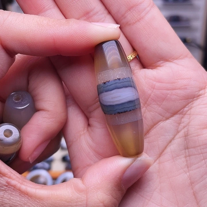 天***物玛瑙/玉髓未镶嵌颈饰