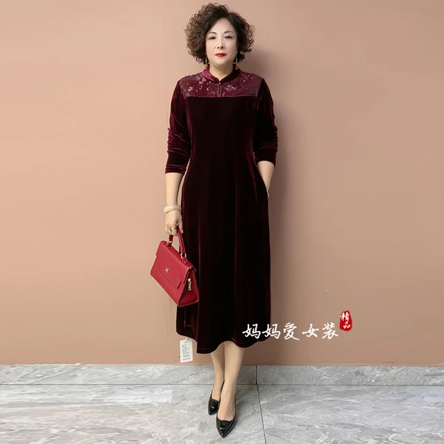 高档贵夫人丝绒连衣裙秋冬新款50-60岁妈妈轻奢国风过膝长款旗袍