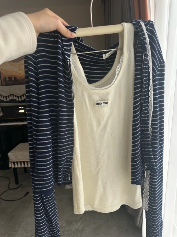 糖果条纹蕾丝边miu系列两件套针织