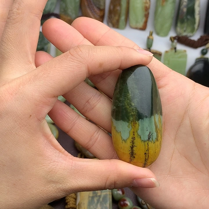 岫岩河磨玉（透闪石质玉）未镶嵌挂件