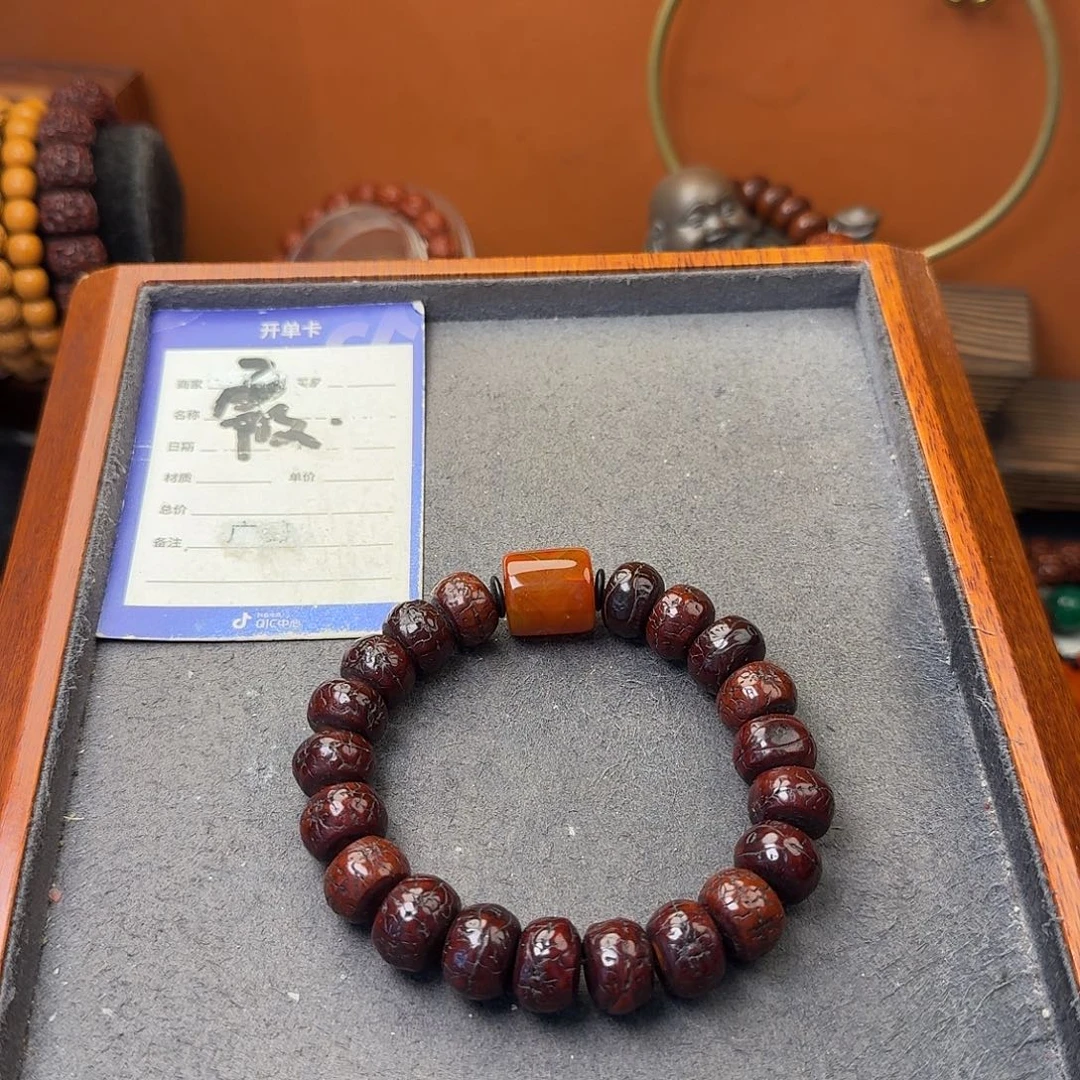 凤眼菩提吊坠手串