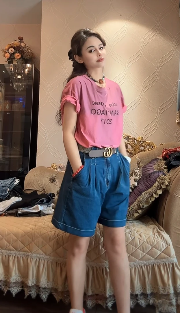 宽松版粉色做旧显瘦体恤