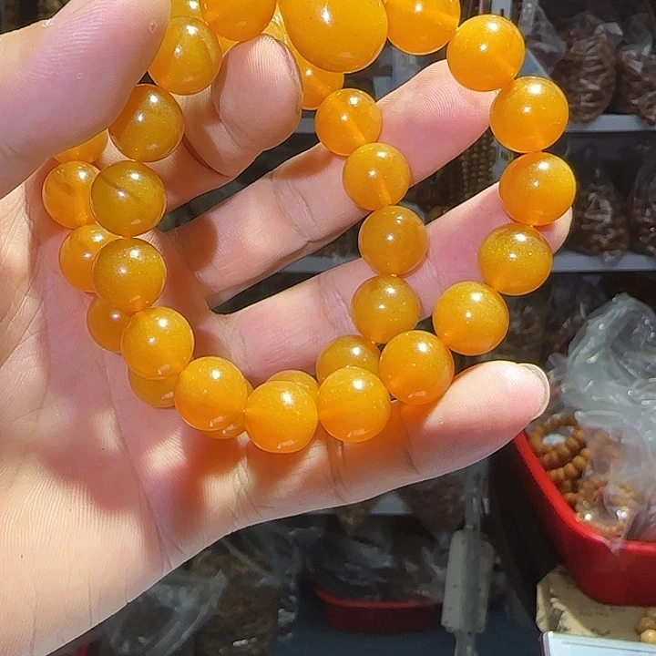 琥珀未镶嵌手链屁屁桃手串多样性发其一