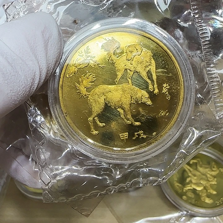 其他普通金属1994生肖狗纪念章一个8号