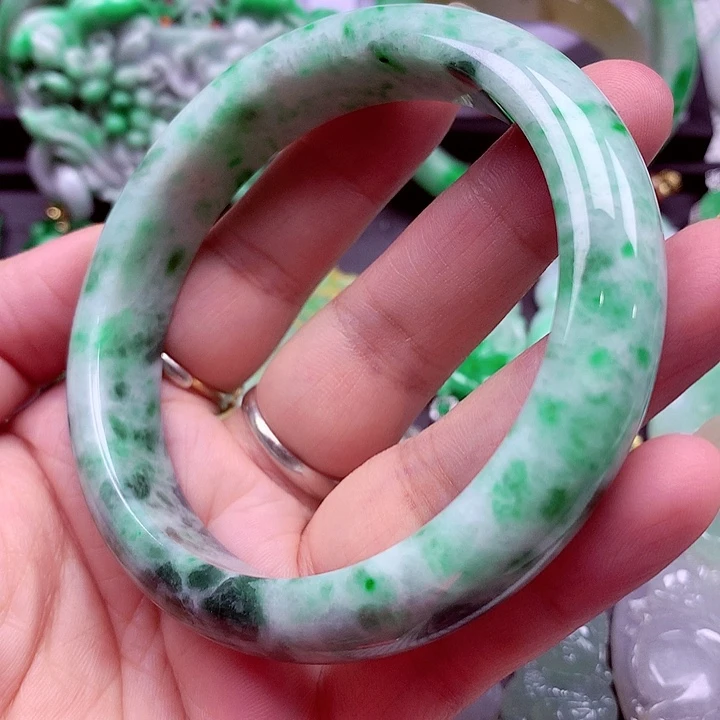 未镶嵌手镯翡翠翡翠