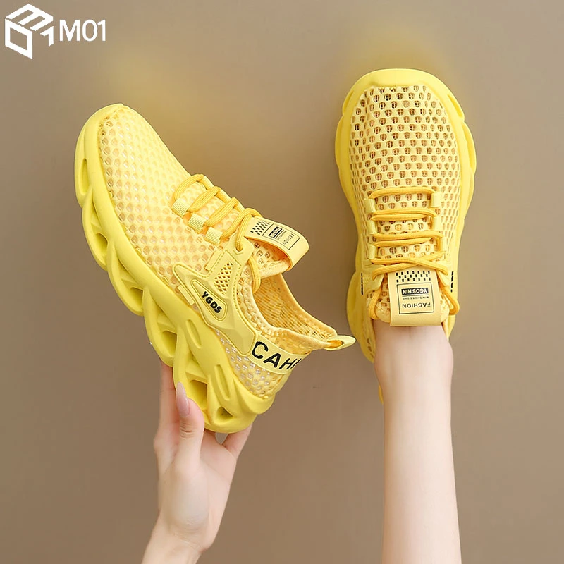 M01大网眼飞织网面透气运动鞋女2025新款夏季薄款镂空跑步女鞋