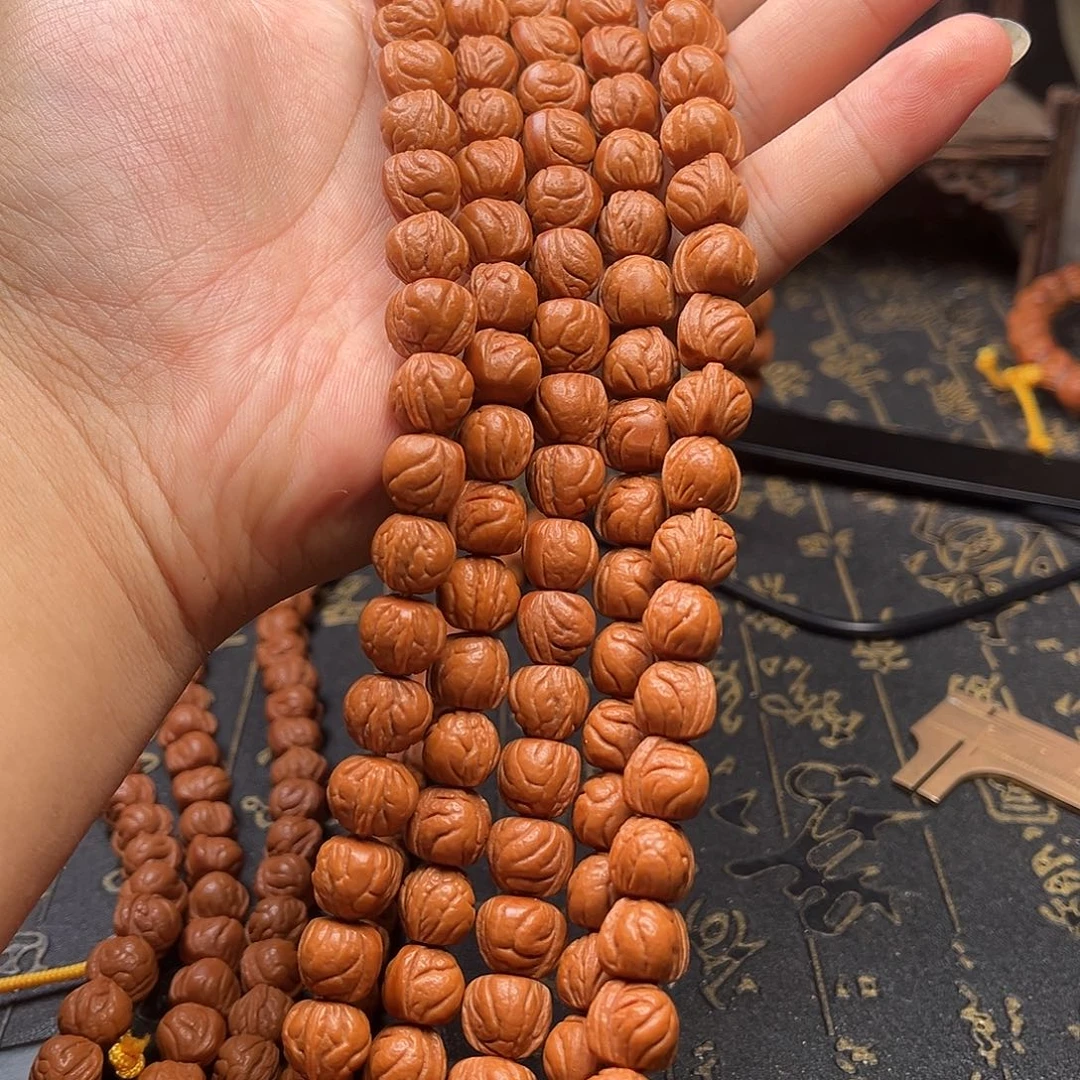 吊坠桃核小龙纹薄挂