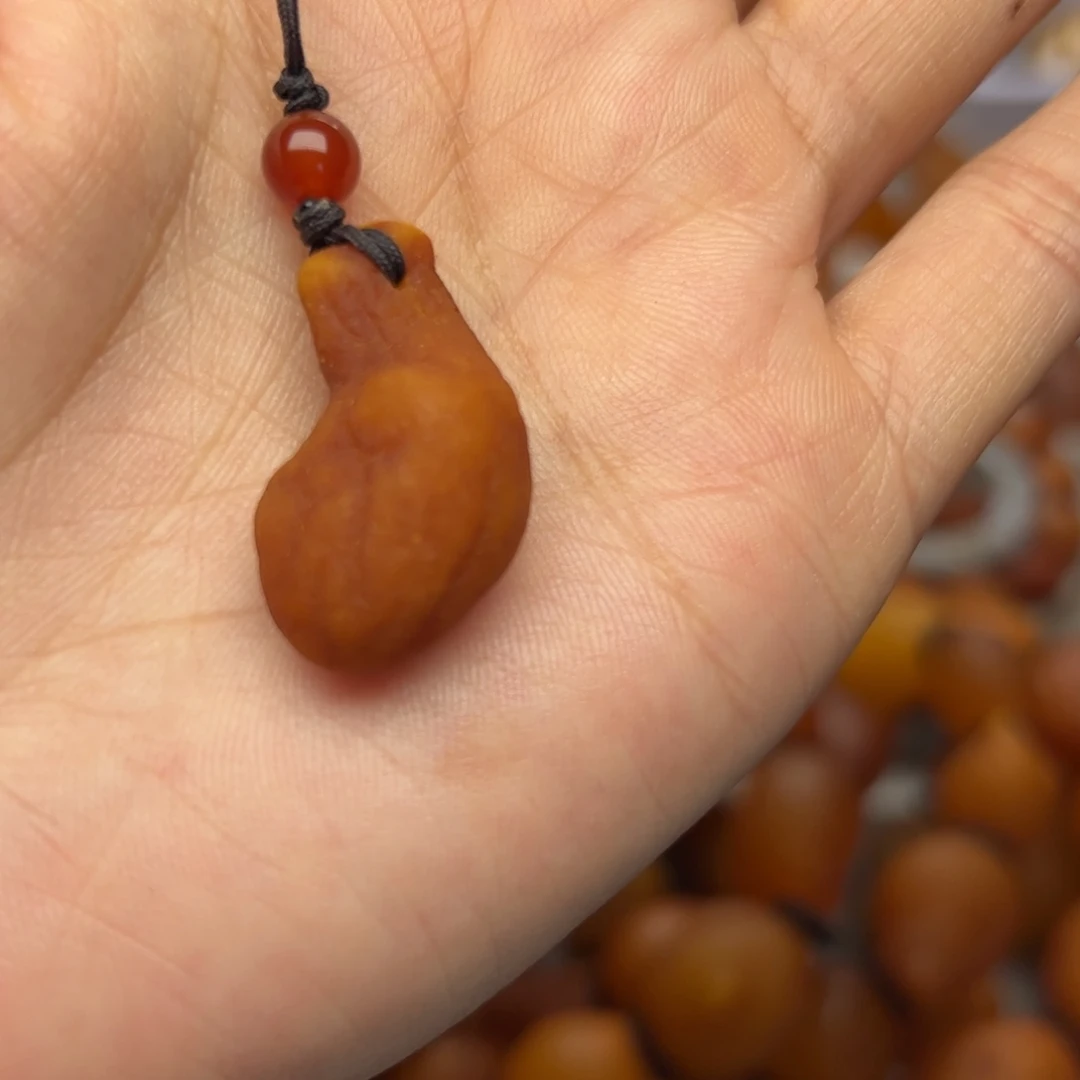 琥珀裸石未镶嵌天然蜜蜡