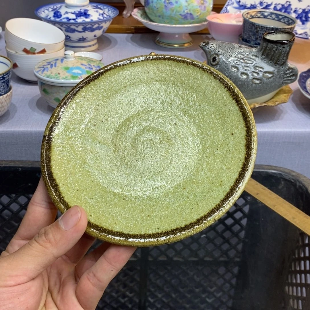 茶盏盘踞在心尖尖下一