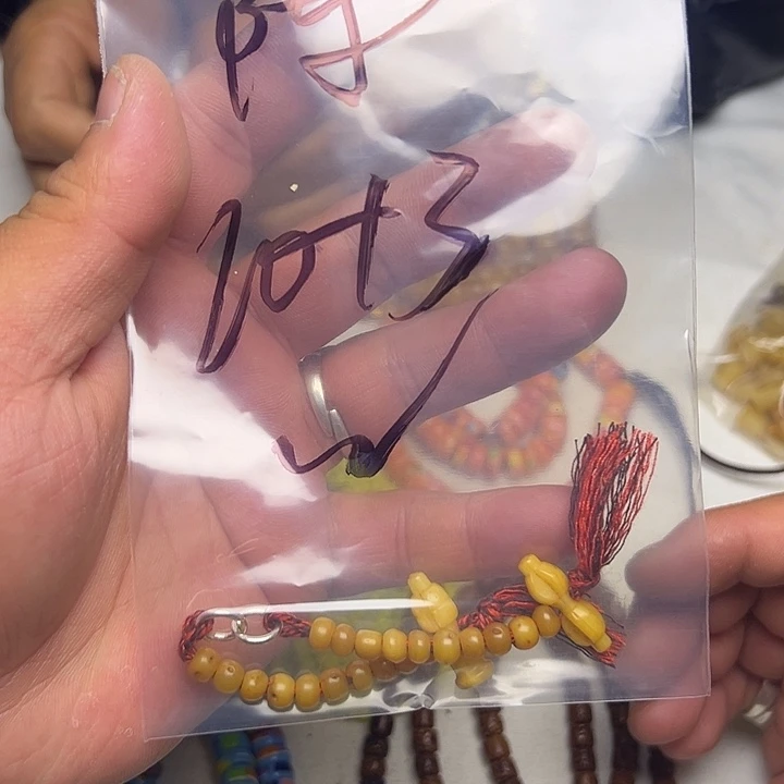 陈***希香榧木藏地金刚菩提念珠陈