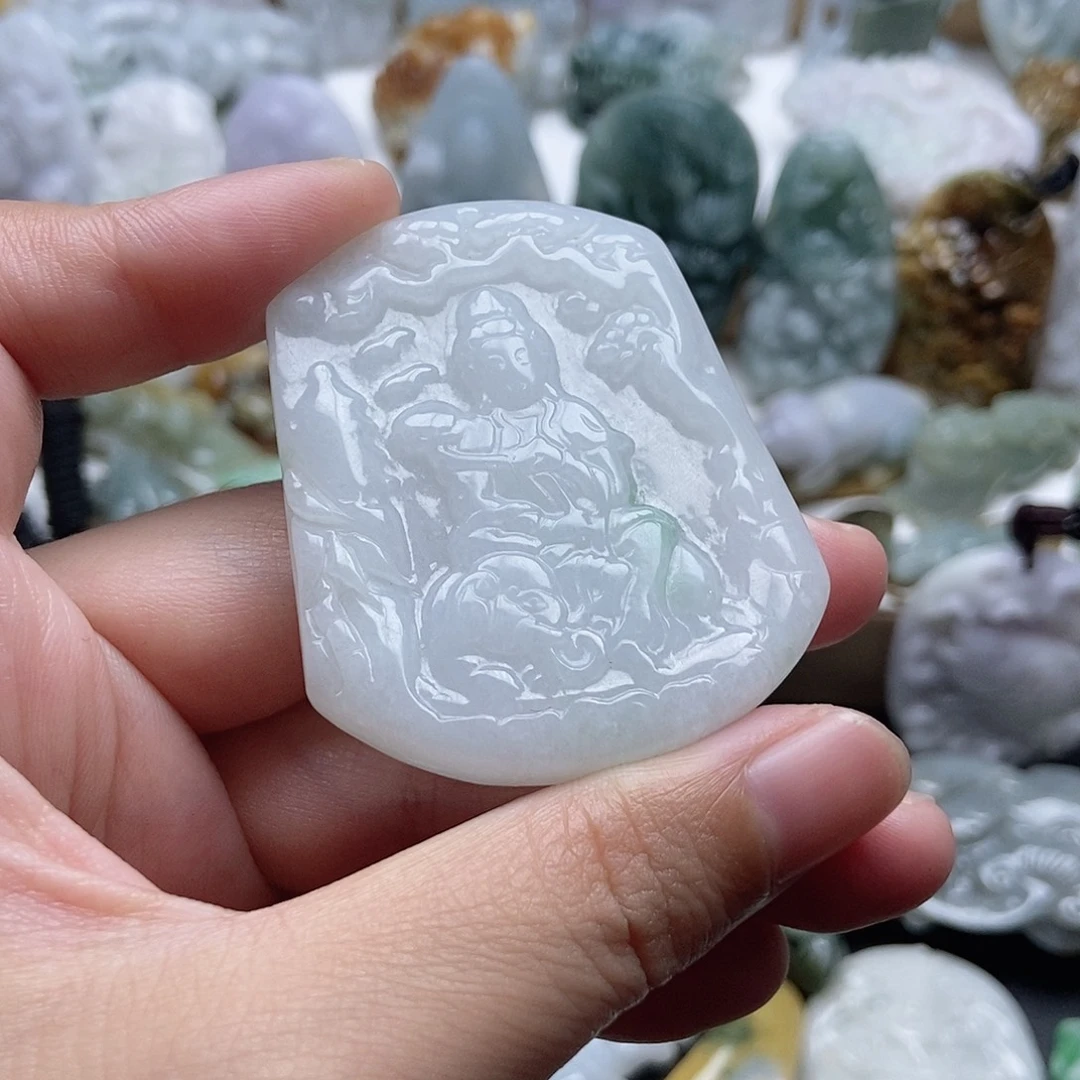 翡翠未镶嵌颈饰翡翠