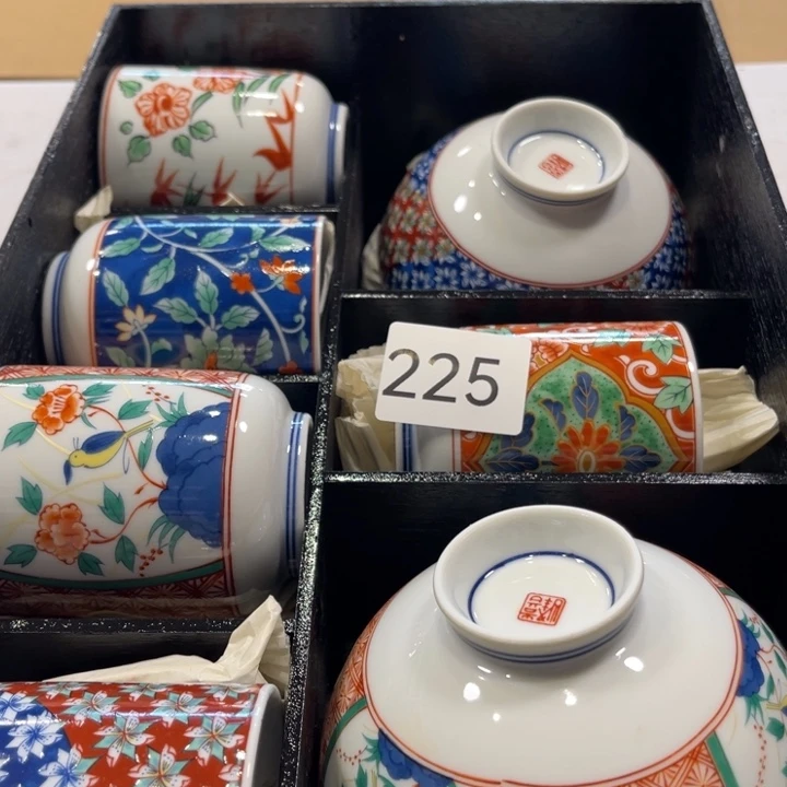 盖碗瓷器制作工艺精湛