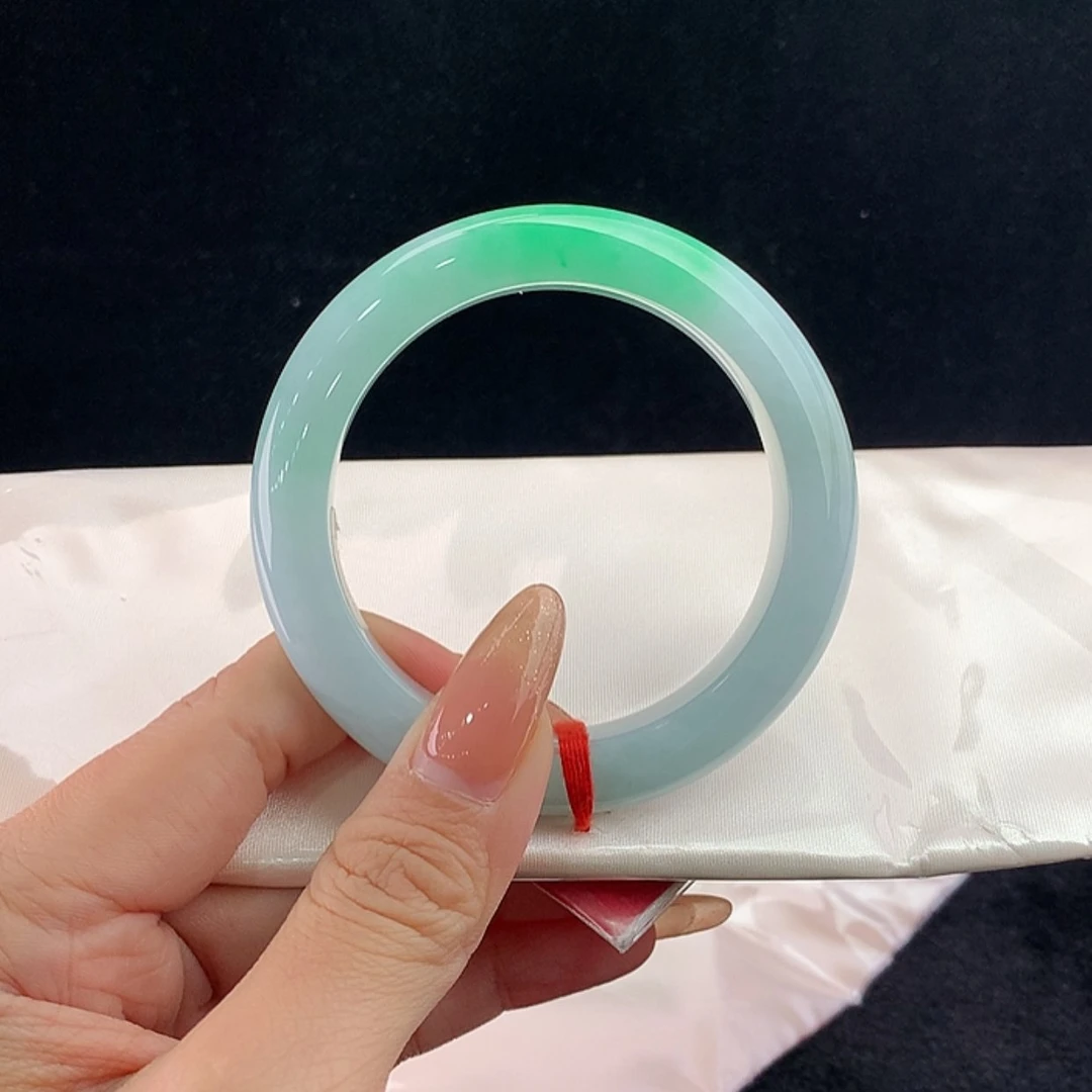 【闪购商品】未镶嵌手镯翡翠正55.7