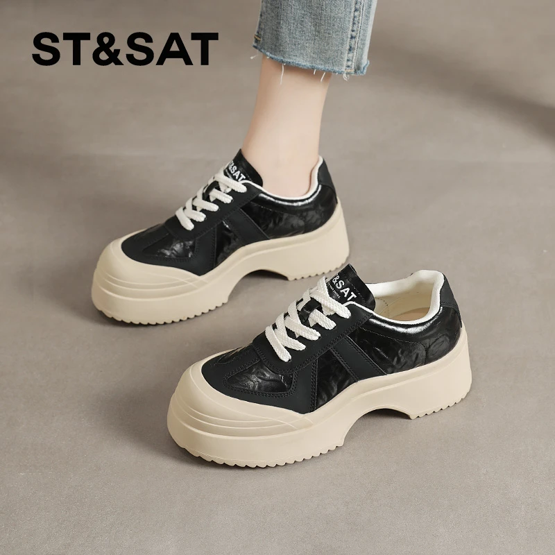 星期六黑色轻奢鞋2025新款春季时尚复古女鞋网红增高小众休闲鞋女