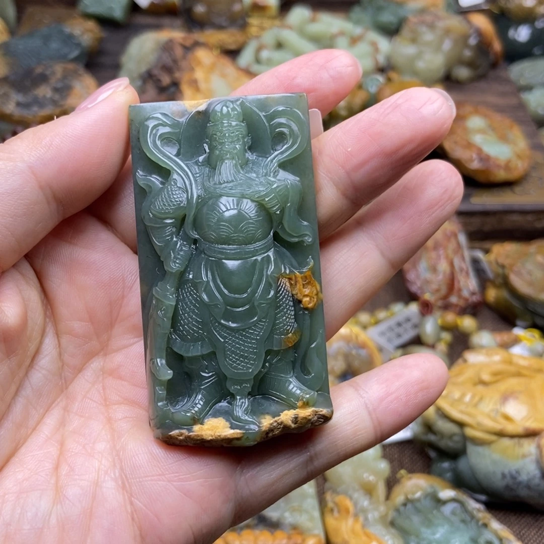 四***草未镶嵌岫岩河磨玉（透闪石质玉）珠宝奇石
