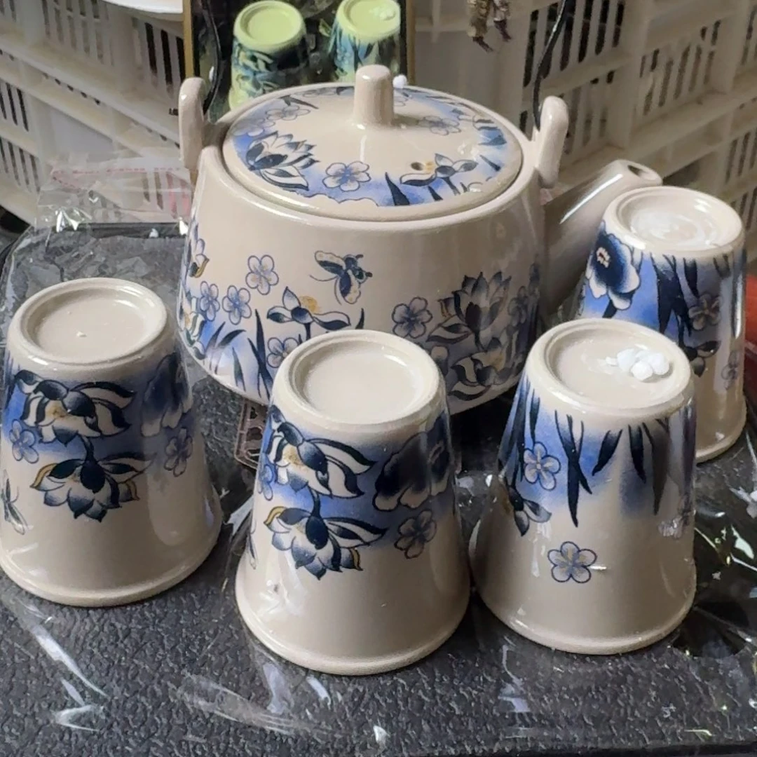 瑕疵介意勿拍陶瓷器皿B925