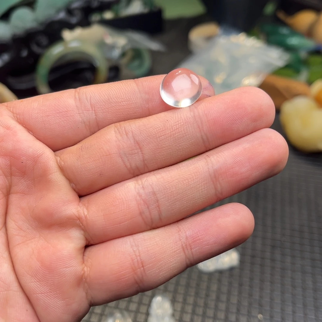 石英质玉（非洲翠）未镶嵌颈饰