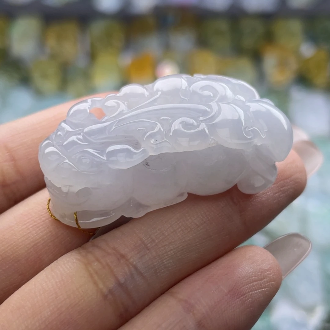 颈饰未镶嵌翡翠貔貅