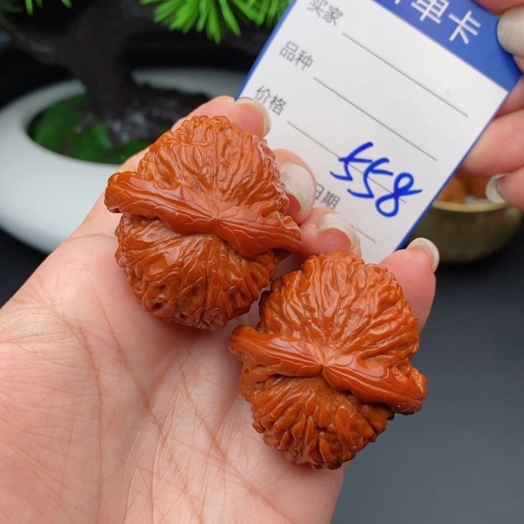 文玩核桃把件39闷白558