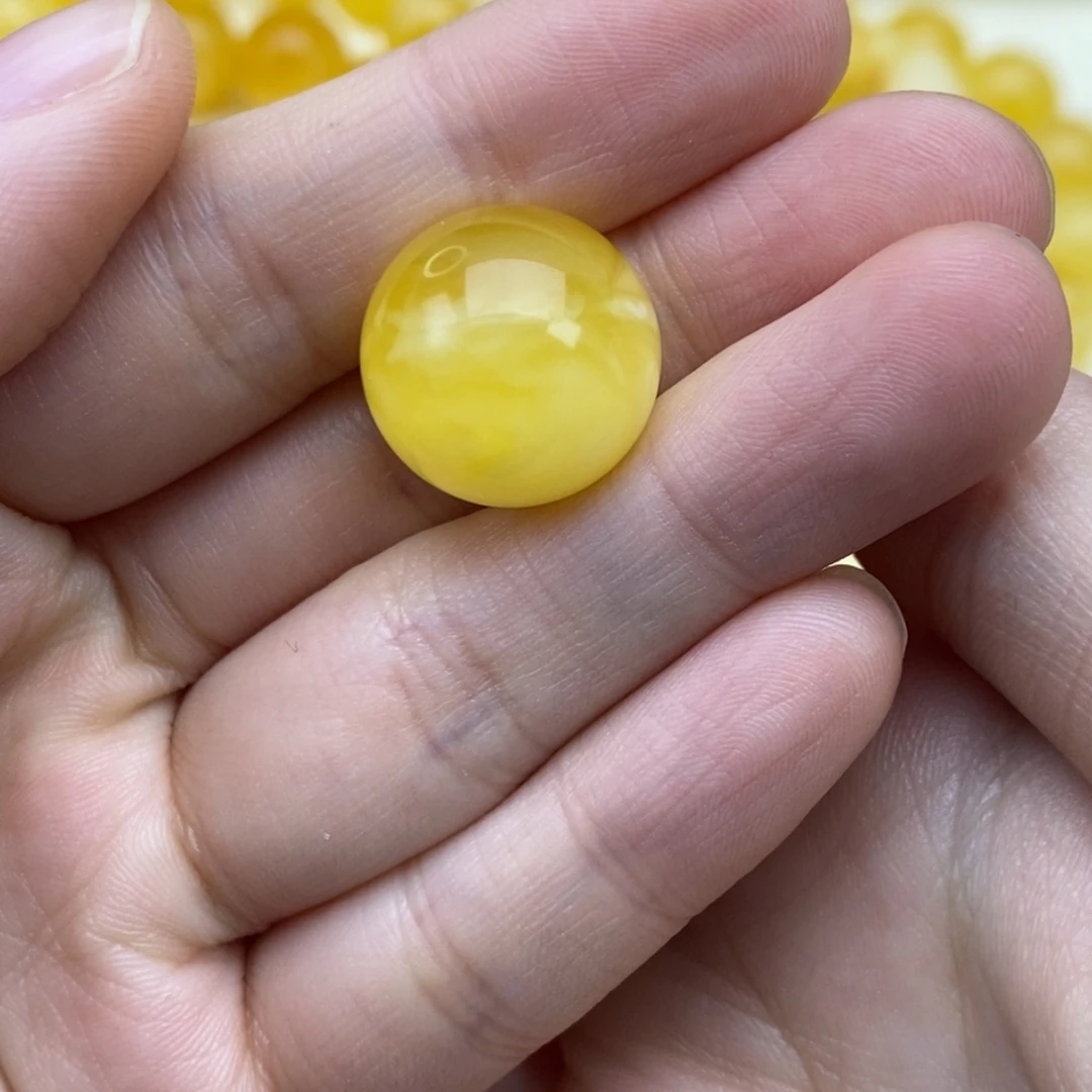 琥珀裸石未镶嵌爱****类16.5圆珠