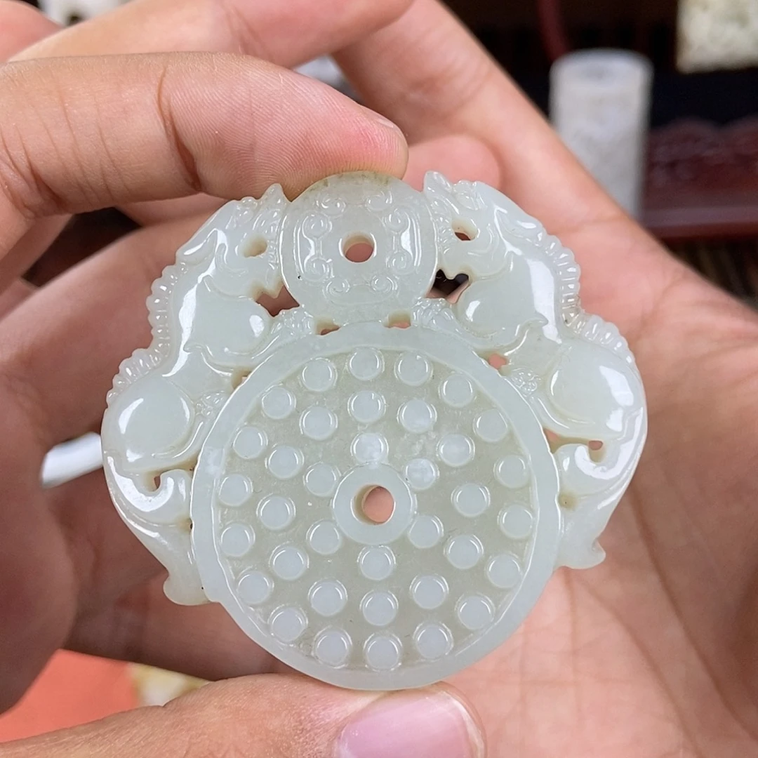 和田玉未镶嵌挂件