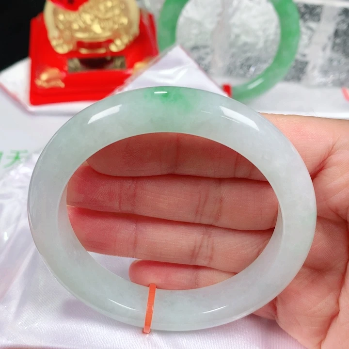 未镶嵌手镯翡翠   编号ZD1251 正圈57