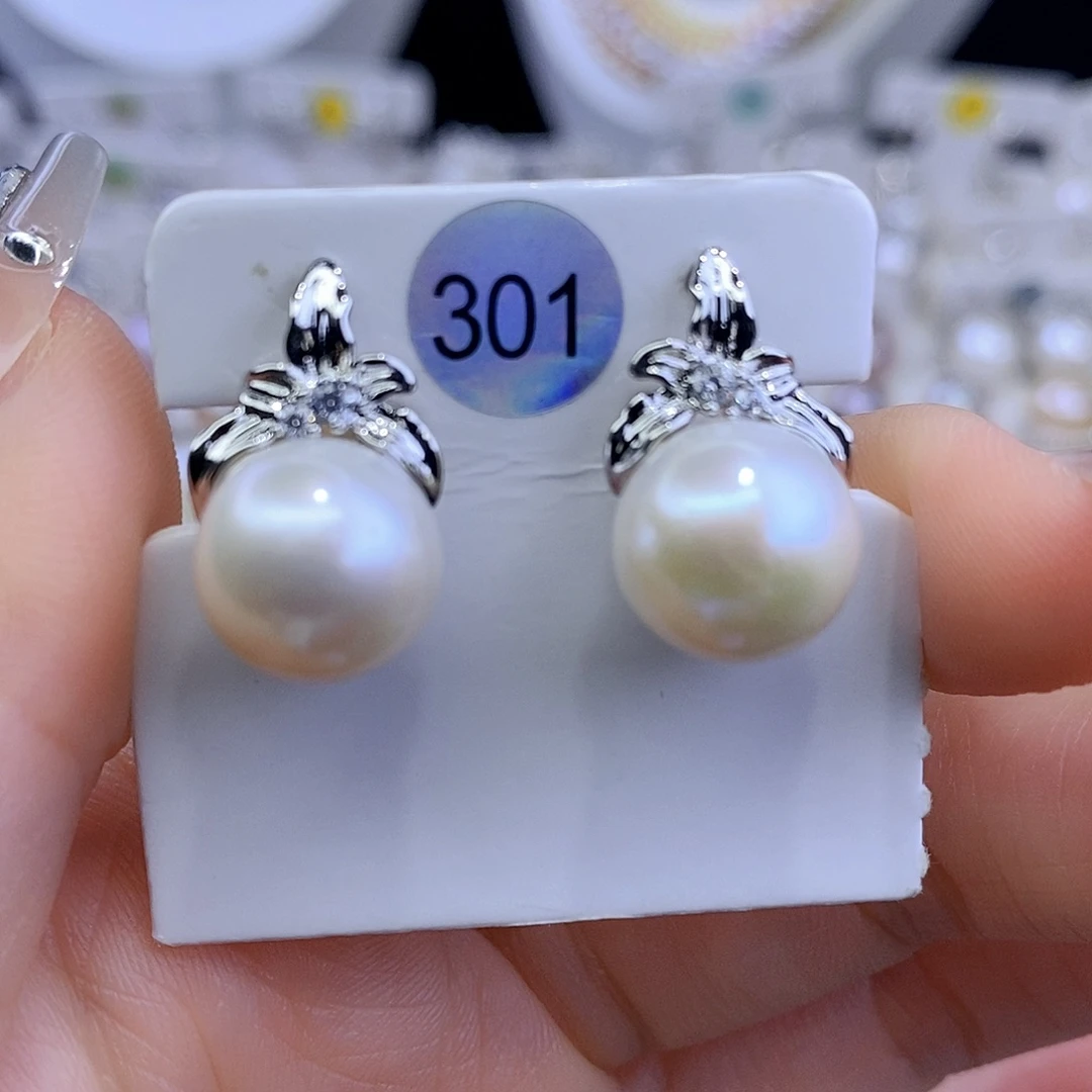 未镶嵌淡水珍珠耳饰