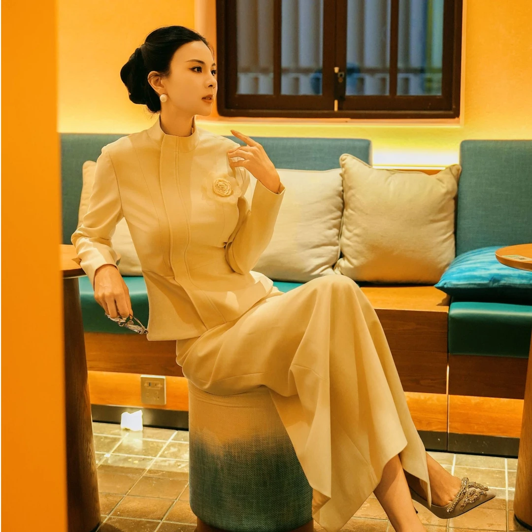 魏元高定/中式春秋时尚百搭立领杏色套装-1050