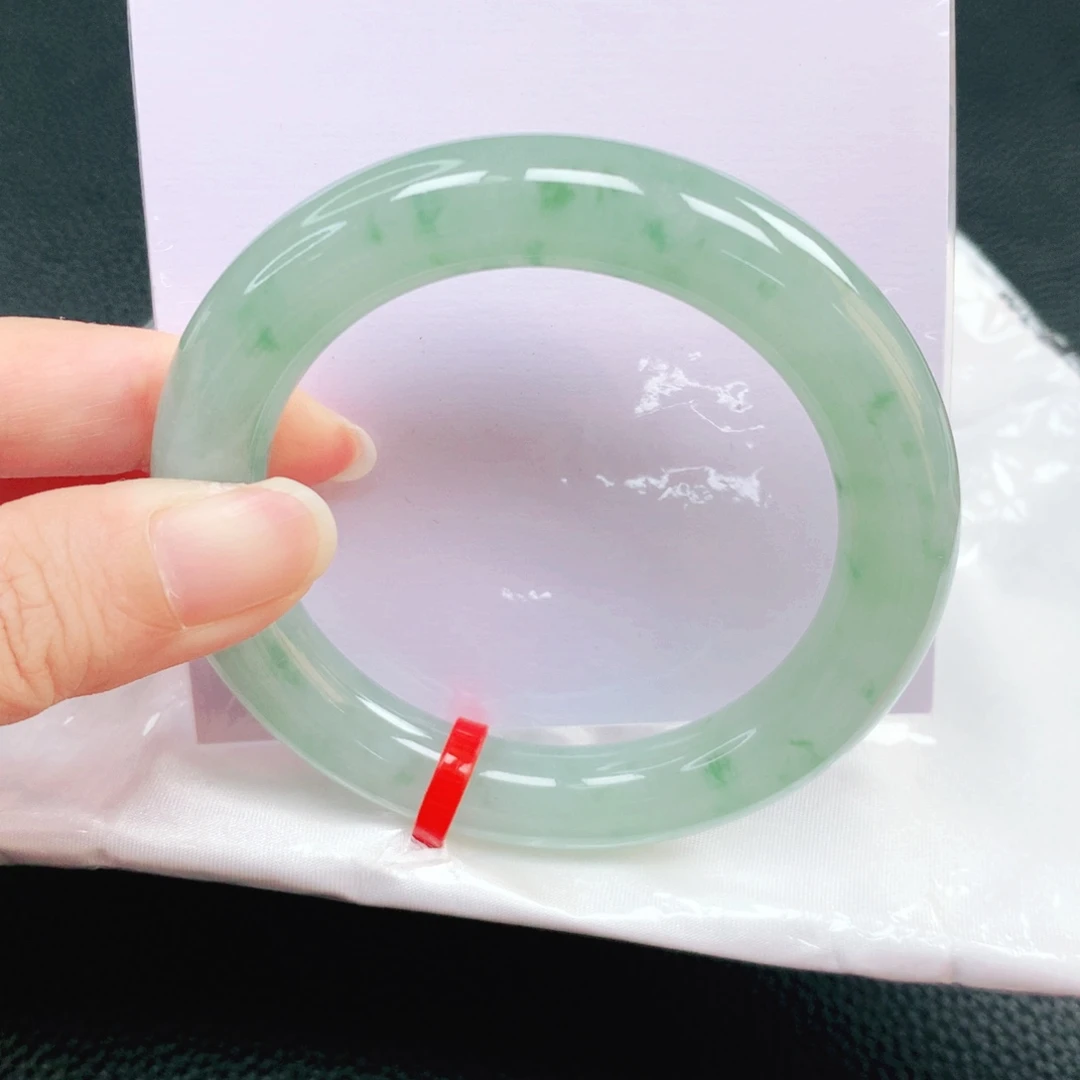 翡翠未镶嵌手镯54圈