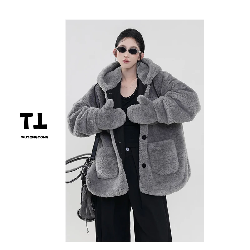 吴童童现货【画面瓦解】冬季夹棉毛毛外套女休闲宽松连帽上衣61683