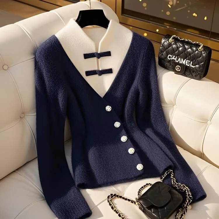 小众不撞款显瘦荡领加厚针织毛衣女外穿2024冬季超好看内搭打底衫