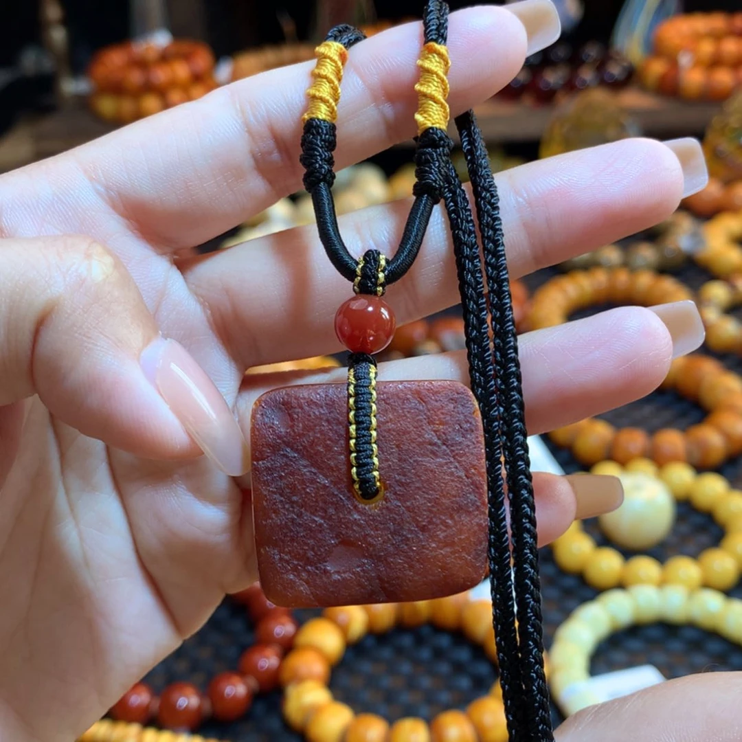 【闪购商品】蜜蜡吊坠(赠链)未镶嵌蜜蜡吊坠