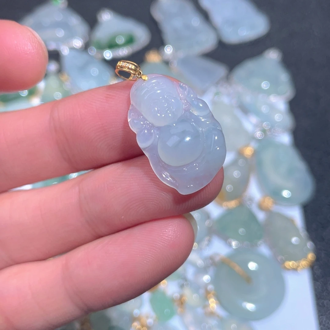 翡翠颈饰18K金镶嵌翡翠