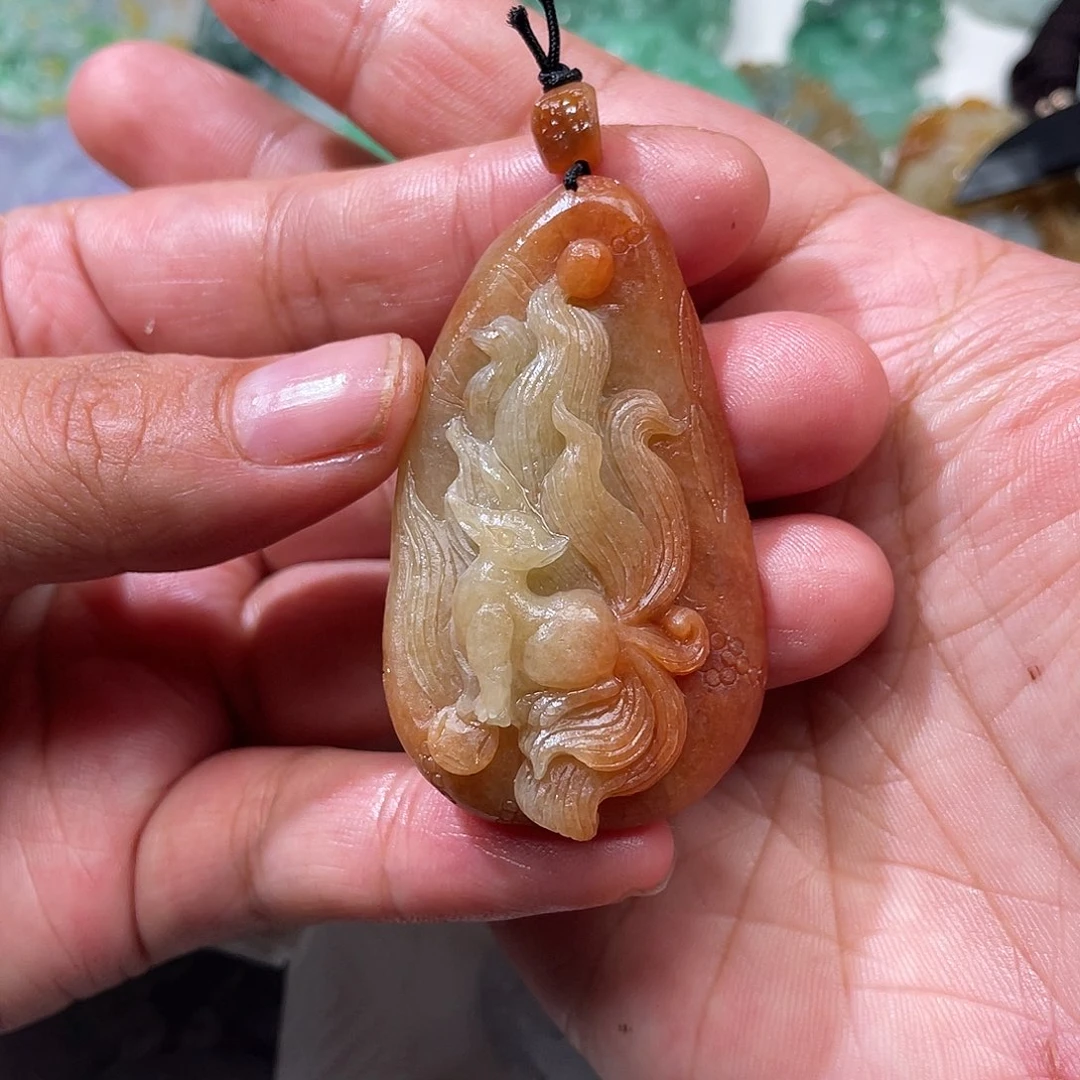 未镶嵌定制翡翠燕*