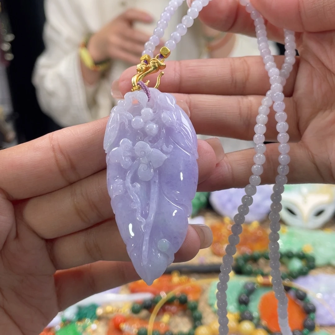 翡翠颈饰未镶嵌代编织