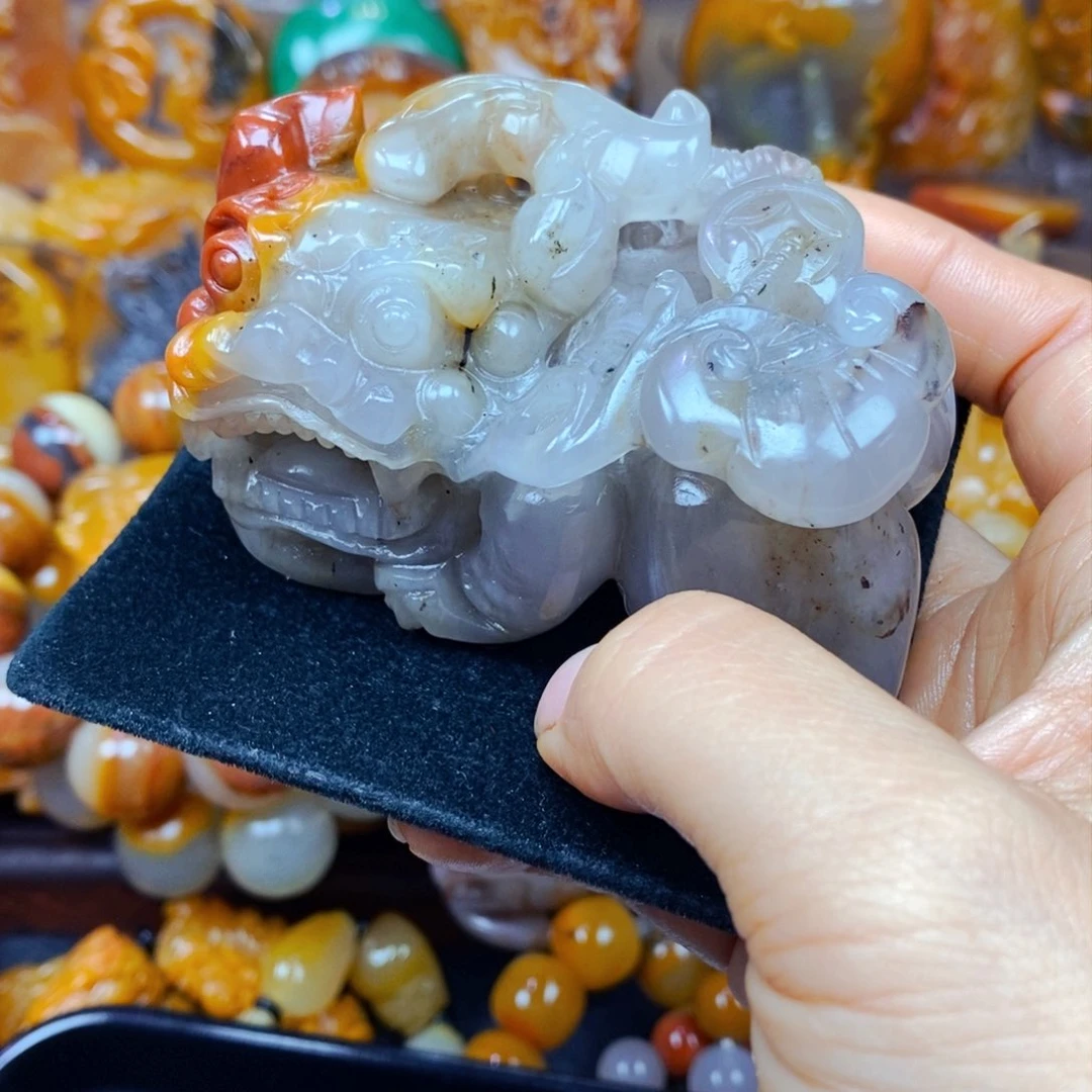 未镶嵌石英质玉（黄龙玉）吊坠(不含链)
