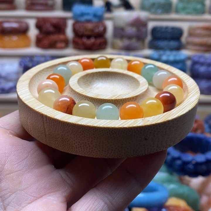 未镶嵌手镯石英质玉