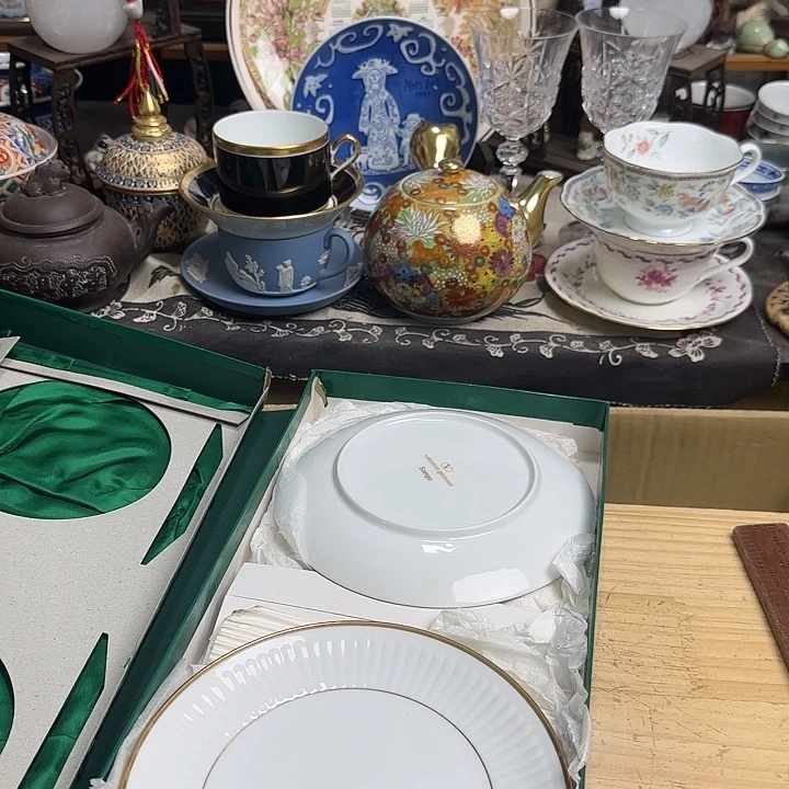 瓷片华伦天奴5个啊啊啊啊啊啊啊啊