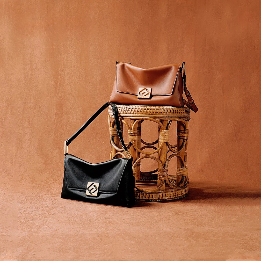 FION/菲安妮奥莱叠叠托特包简约时尚高级女士单肩包FAAFVKN012