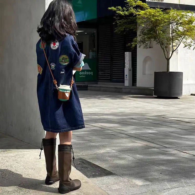 女童牛仔连衣裙2024夏季新款中大儿童洋气刺绣徽章标T恤衬衫裙潮