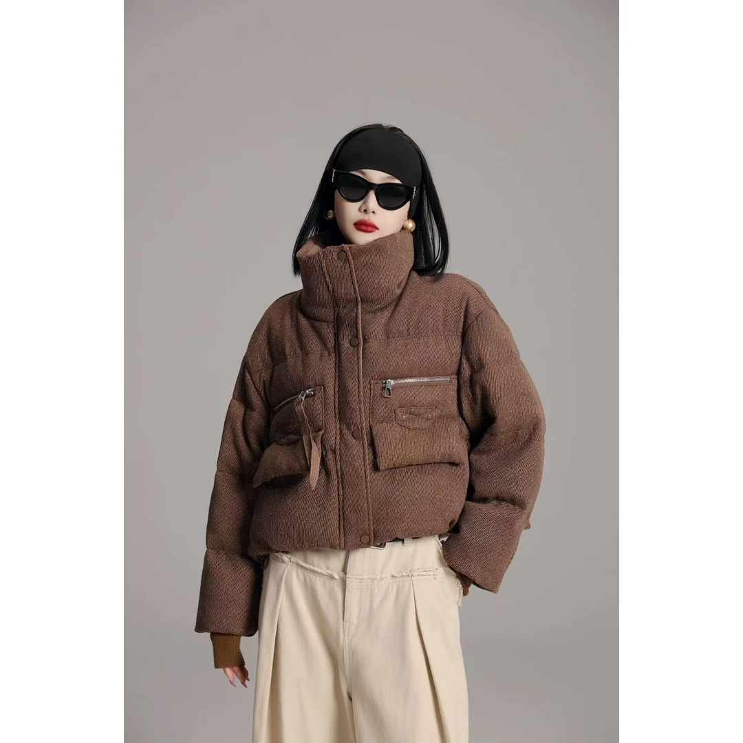 门店12&59！大捡漏，蓬松保暖！90鸭绒立领小个子短款羽绒服女M13692