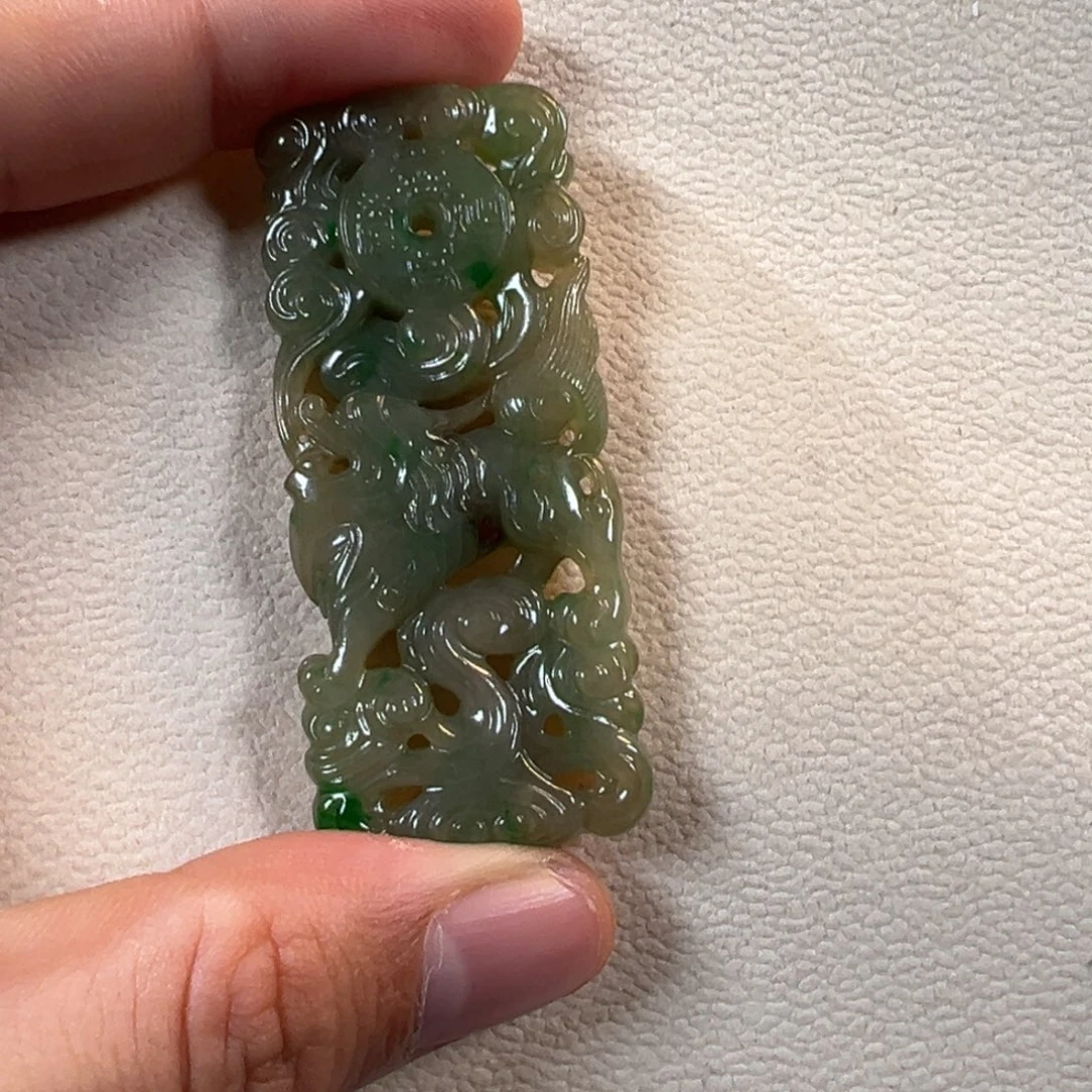 用***8翡翠未镶嵌挂件挂件