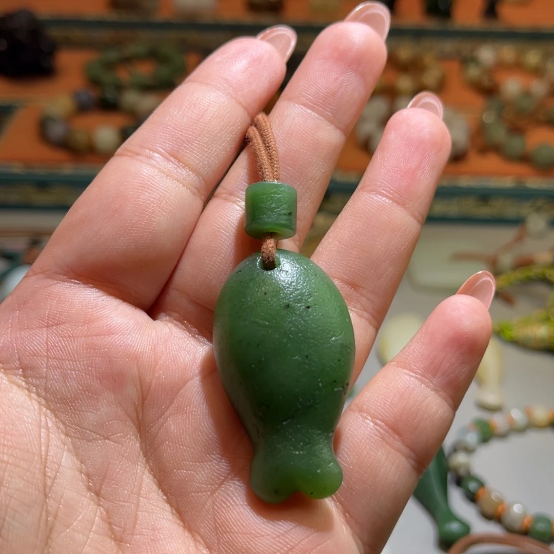 颈饰未镶嵌和田玉崧*