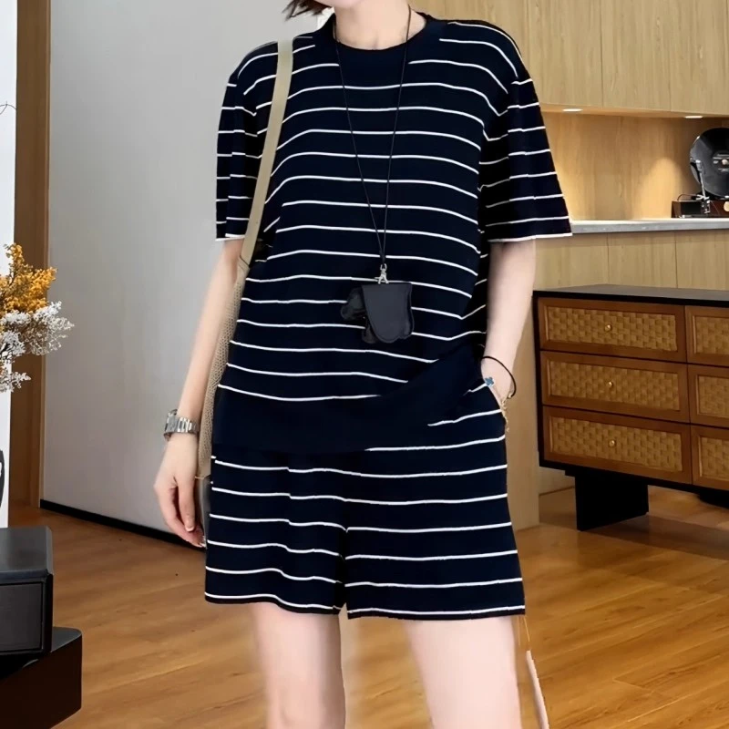拼色条纹短袖t恤短裤休闲套装女夏季2025新款宽松显瘦气质两件套
